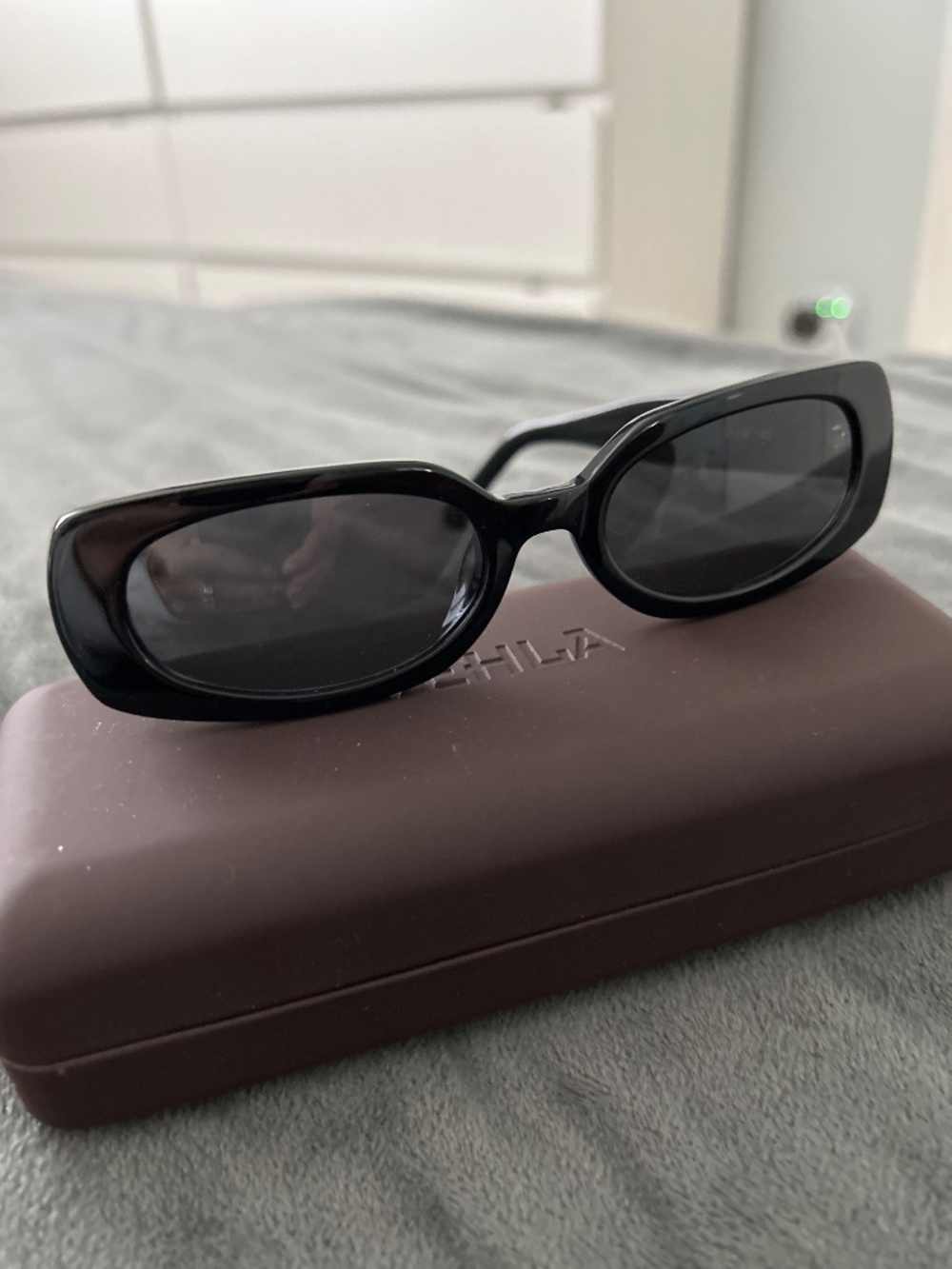 Vehla black sunglasses